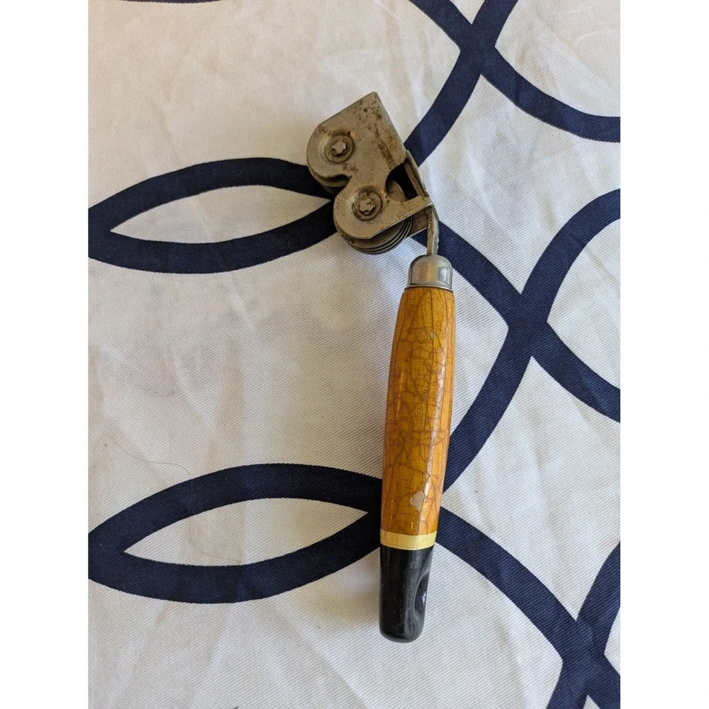 Vintage EKCO Wood Handle Knife Sharpener Pull Through Tool 1950s Made in USA